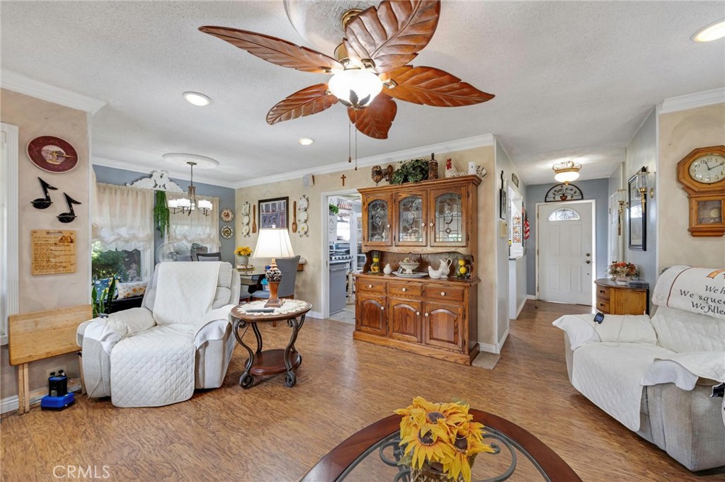 1429 E Rosewood Avenue