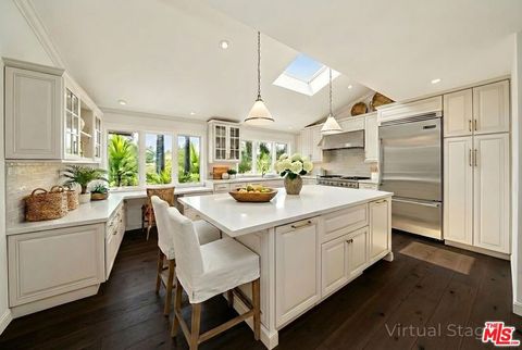 Tiny photo for 1903 Coyote Circle, Santa Barbara, CA 93108 (MLS # 25611907)