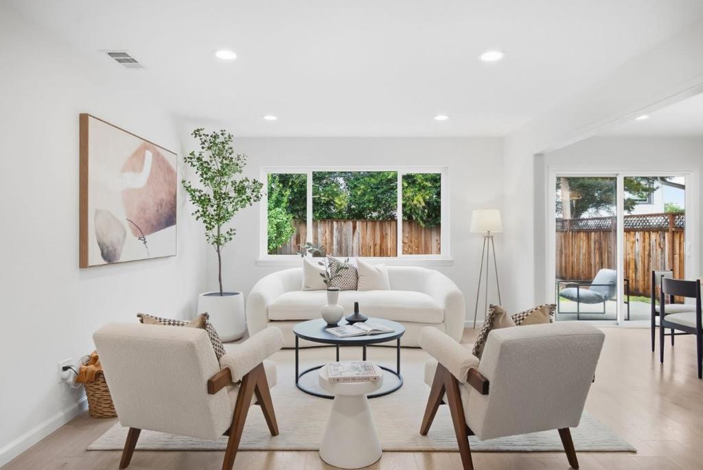 4517 Vanderbilt Drive