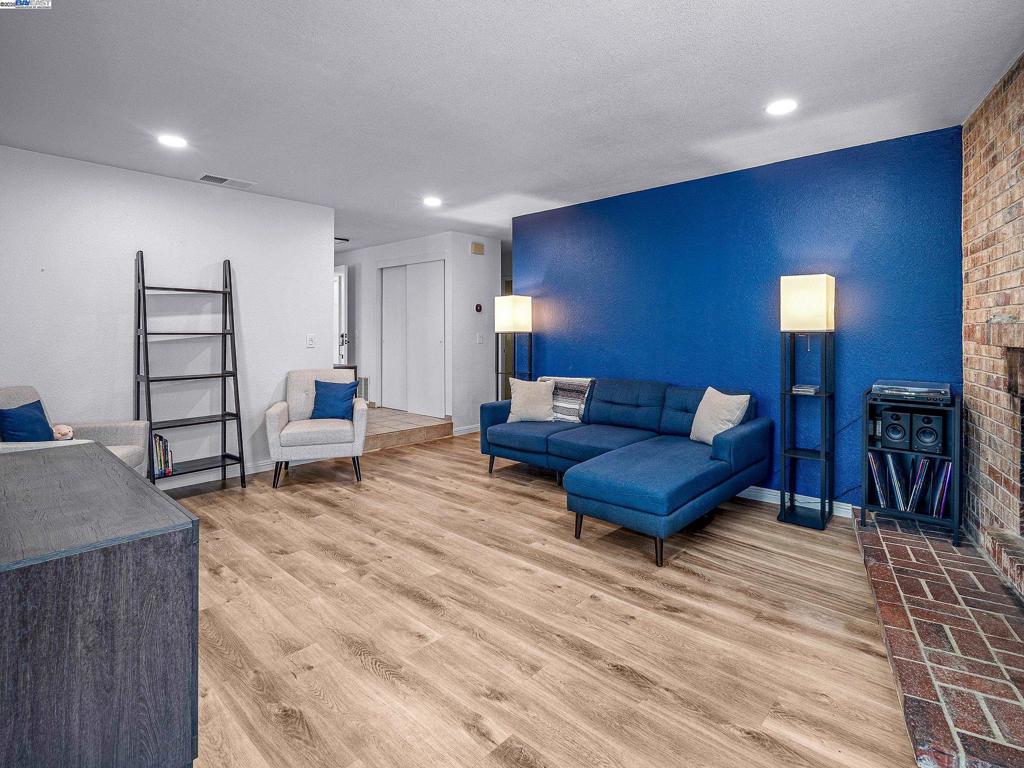 Not Listed - Residential