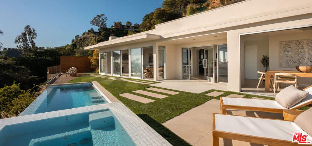 Photo of 8515 Hedges Way, West Hollywood, CA 90069 (MLS # 26829049)