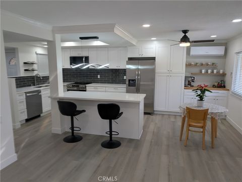 Photo of 2296 Via Puerta #B, Laguna Woods, CA 92637 (MLS # OC25227269)
