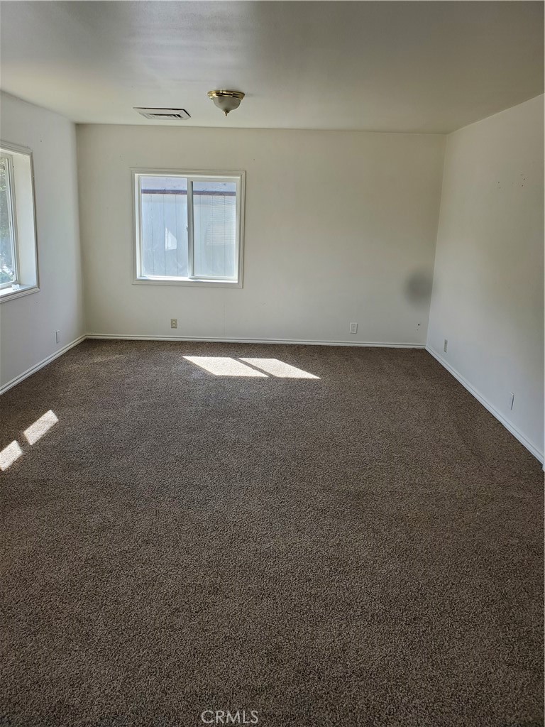 6524 Lowry