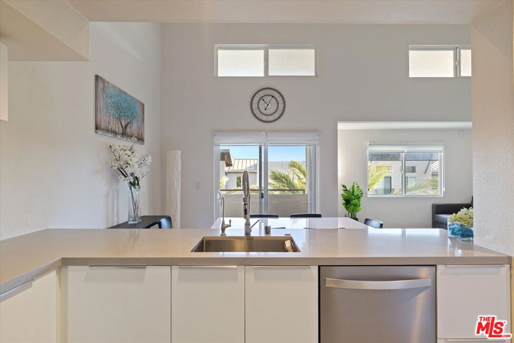 13200 Pacific Promenade 420