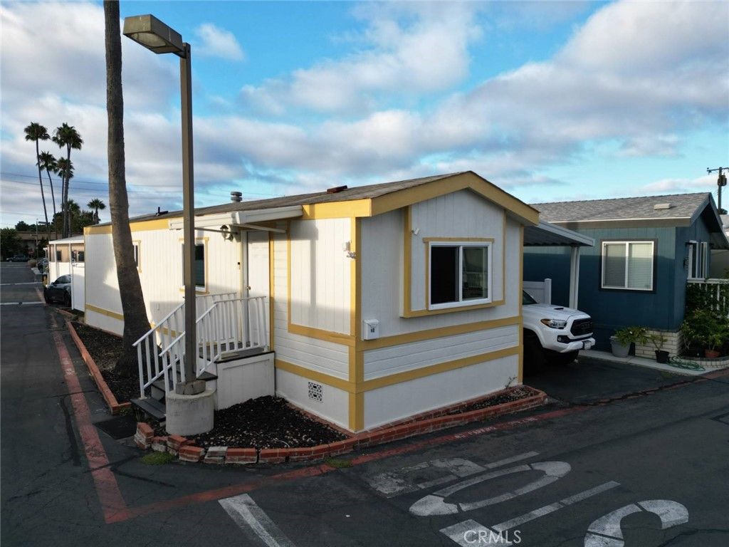 Photo of 7652 Garfield Avenue #40, Huntington Beach, CA 92648 (MLS # OC25276144)