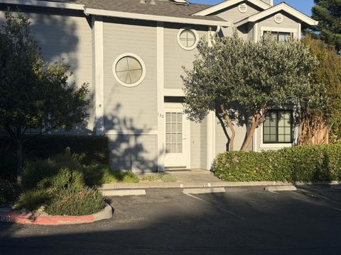 Photo of 130 Colonade Square, San Jose, CA 95127 (MLS # ML82043699)