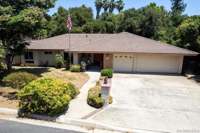 757 Mockingbird Circle