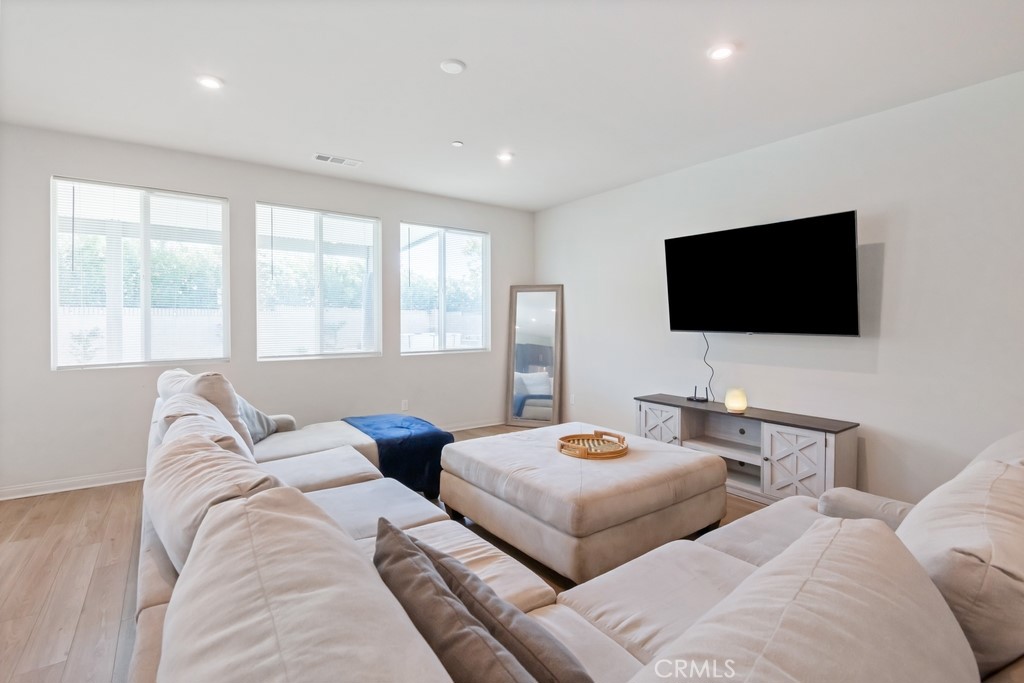 1759 Gooseberry Lane