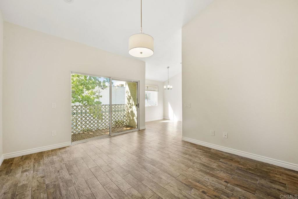 Properties 2 1811 E Grand Avenue 162