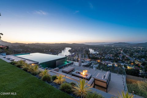 Photo of 32091 Canterhill Place, Westlake Village, CA 91361 (MLS # 224001420)