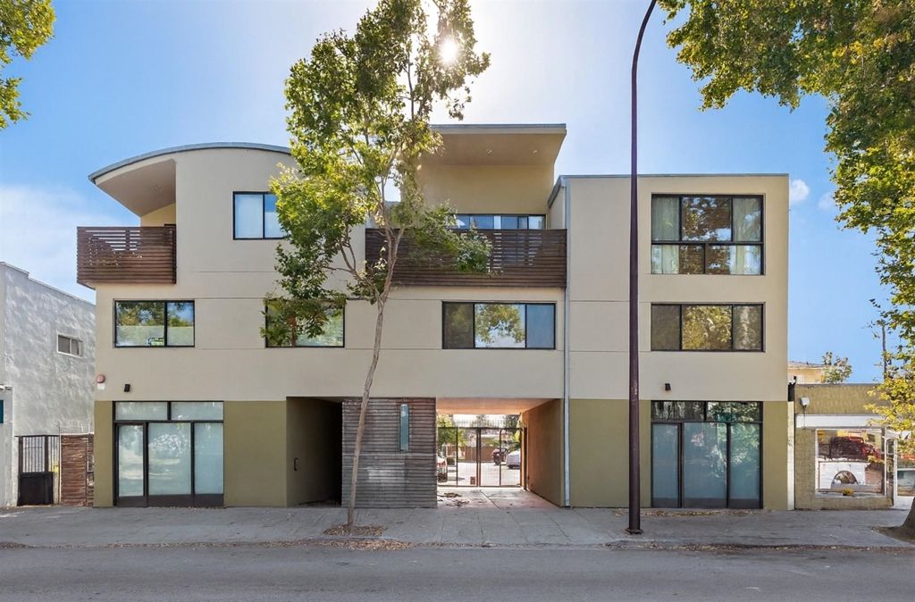 Photo of 1406 San Pablo Ave Ave #A, Berkeley, CA 94702 (MLS # 41123081)