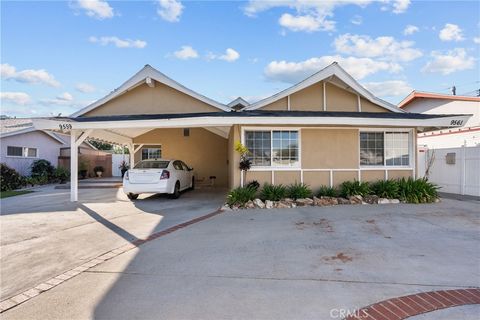 9559 9561 Natick Avenue North Hills CA 91343