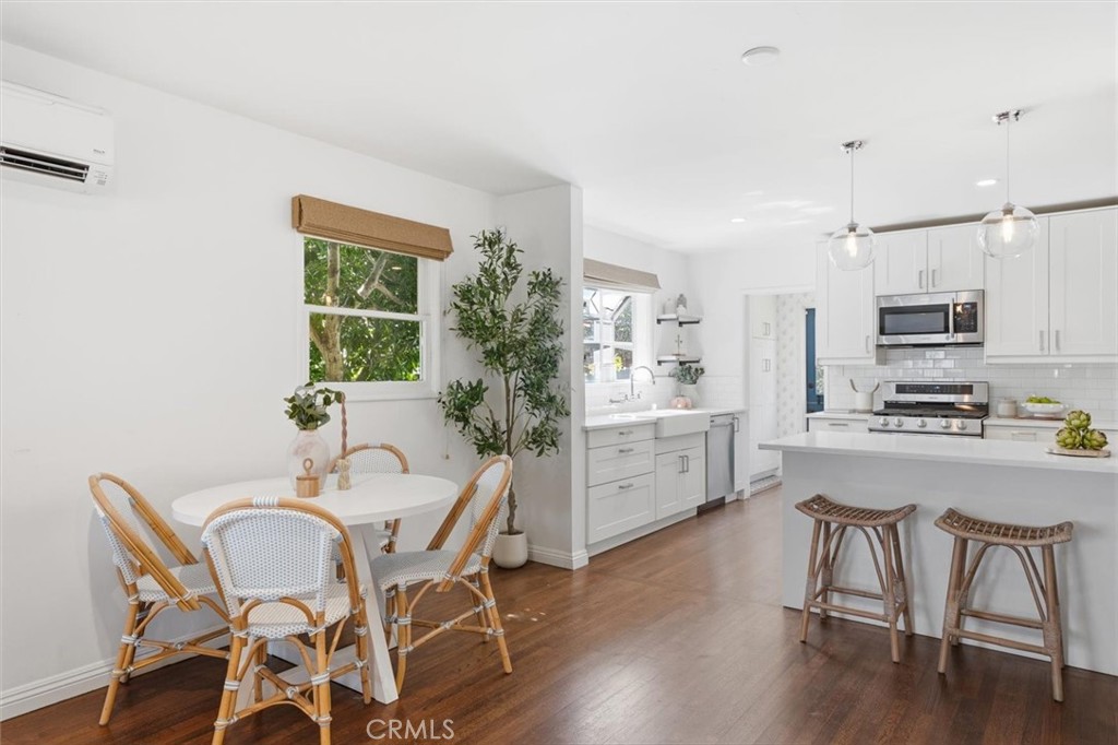 1039 8th Street