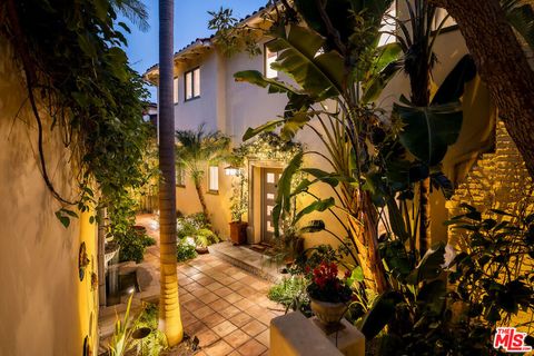 Photo of 7050 La Presa Drive, Los Angeles, CA 90068 (MLS # 26647087)