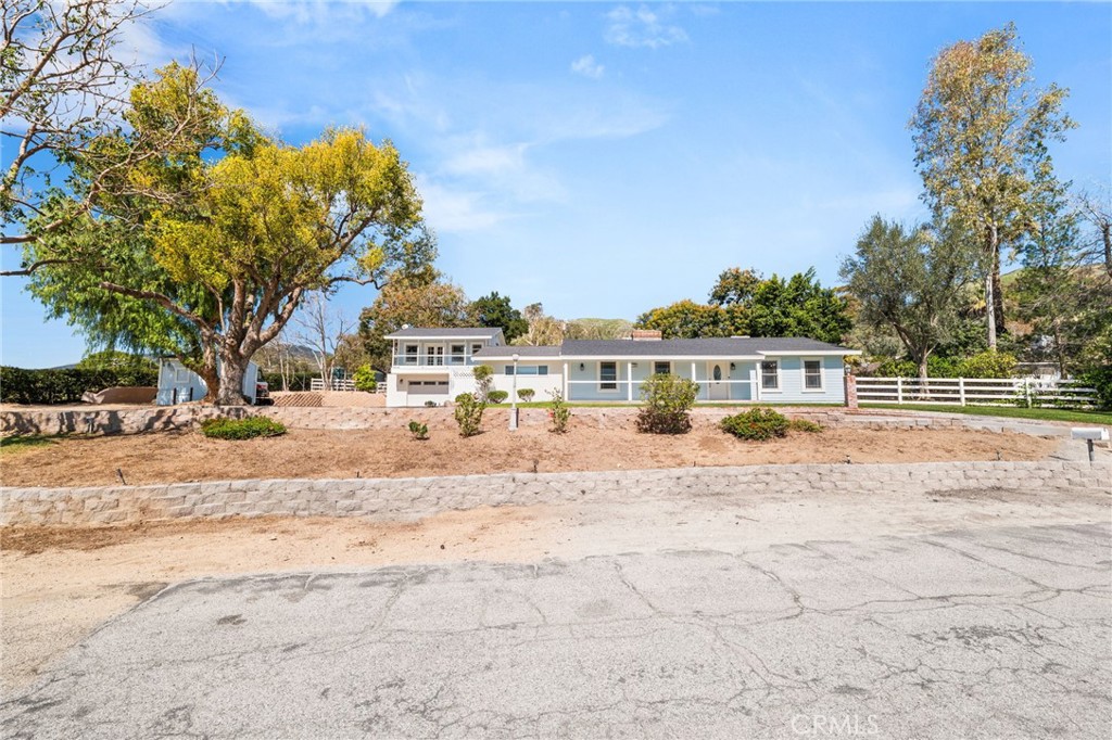1208 E 42nd