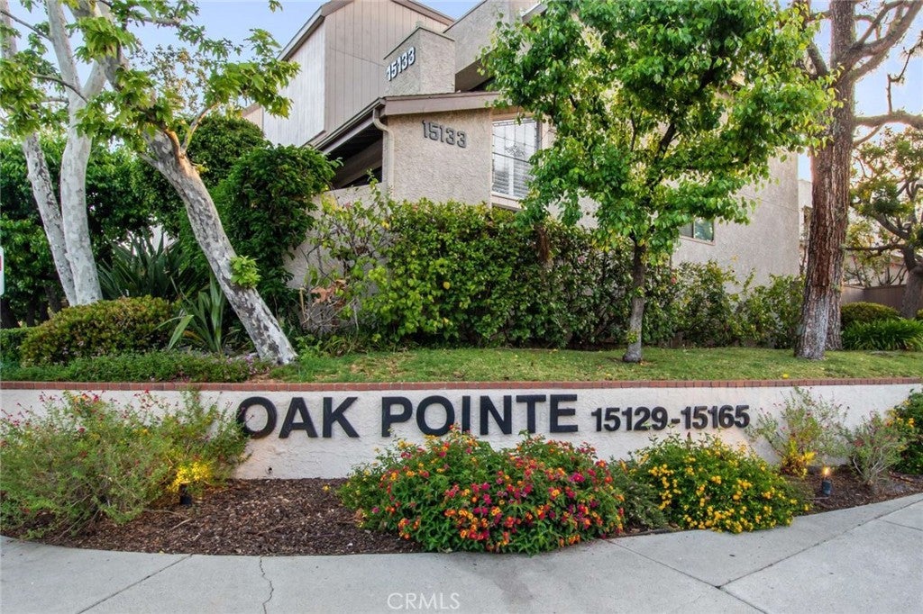 Photo of 15133 Magnolia Boulevard #D, Sherman Oaks, CA 91403 (MLS # SR26212675)