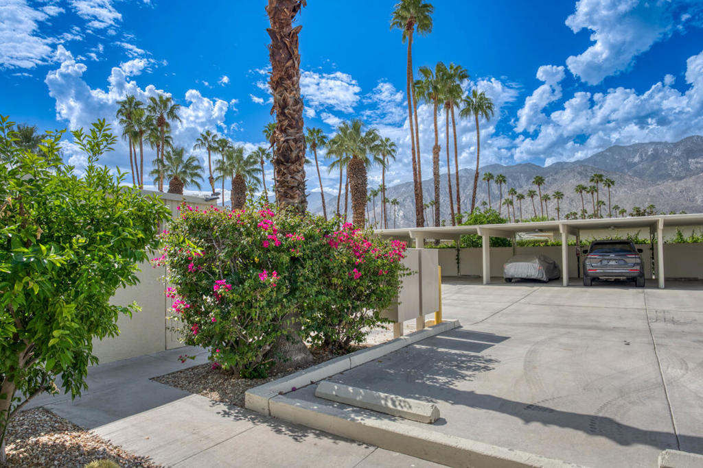 Coco Cabana - Residential