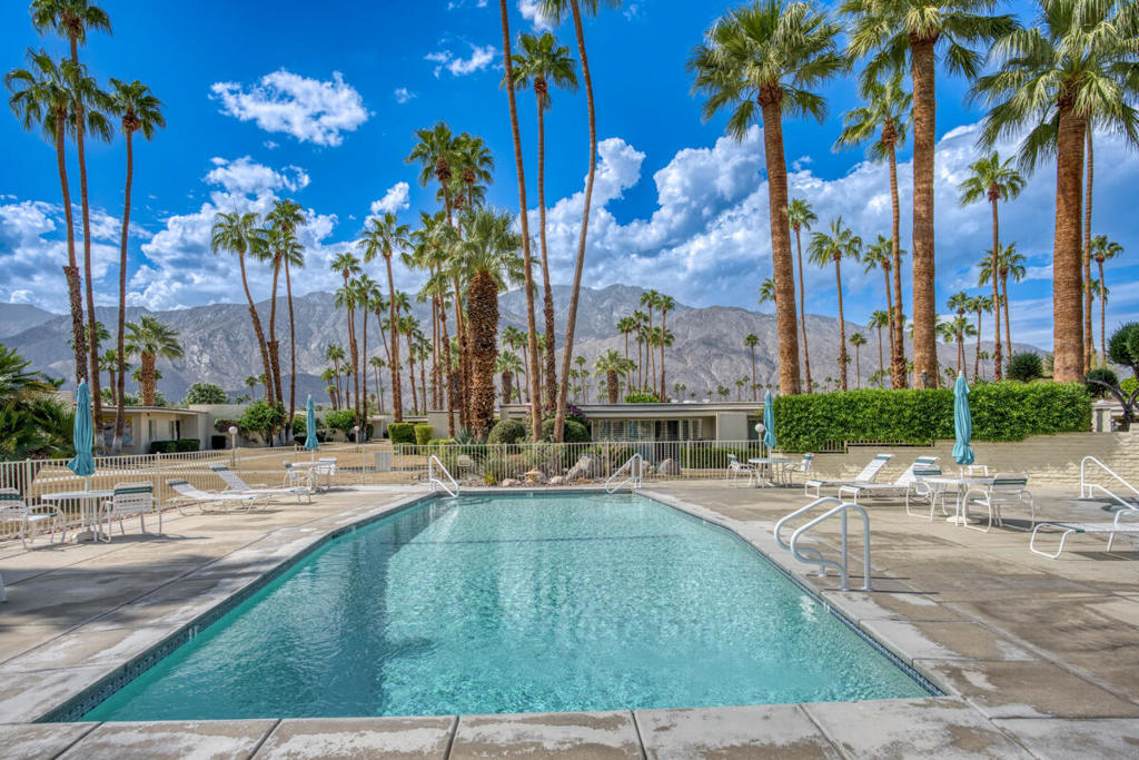 Coco Cabana - Residential
