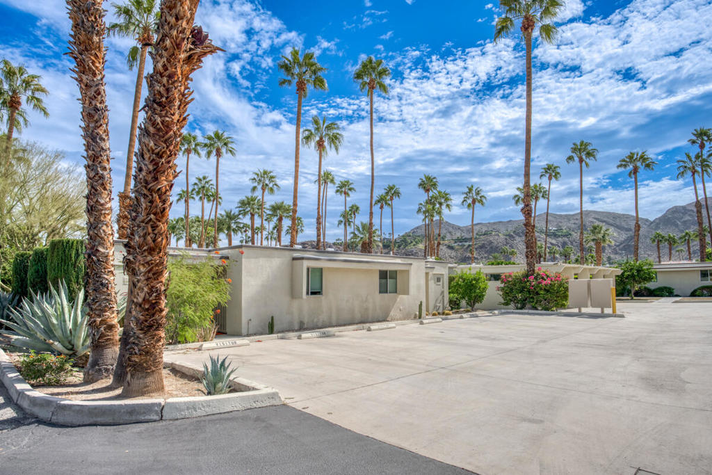 Coco Cabana - Residential