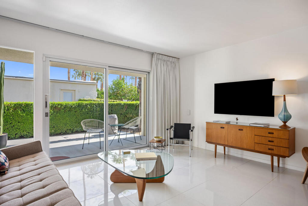 Coco Cabana - Residential
