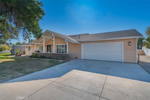Photo of 9978 Clydesdale Avenue, Jurupa Valley, CA 92509 (MLS # PW25268408)