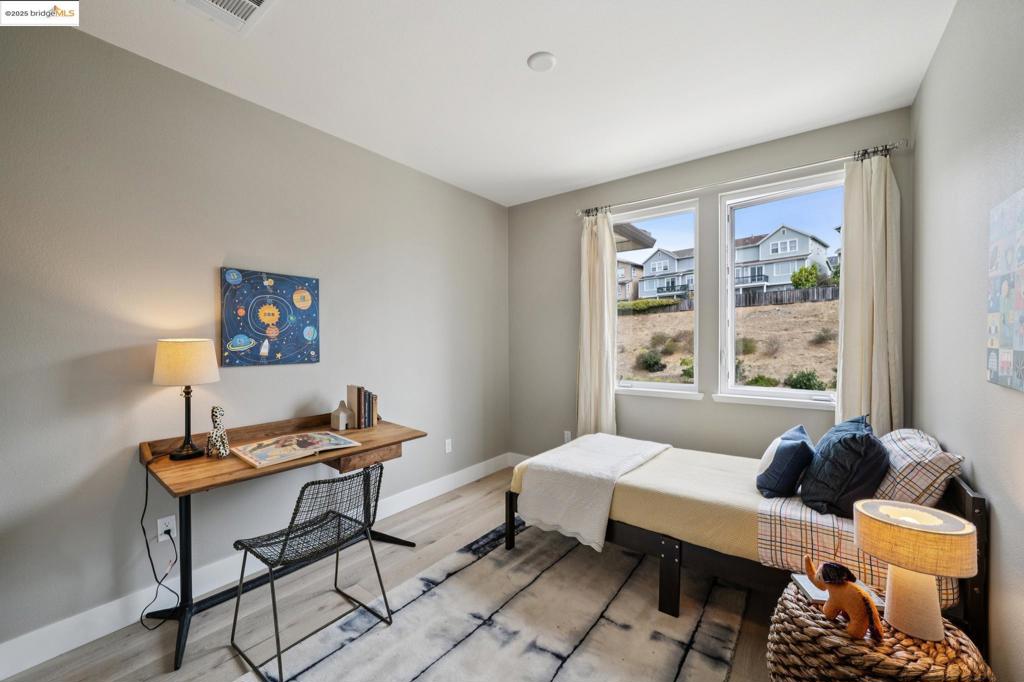 POINT RICHMOND - Residential