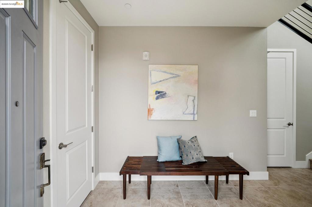 POINT RICHMOND - Residential