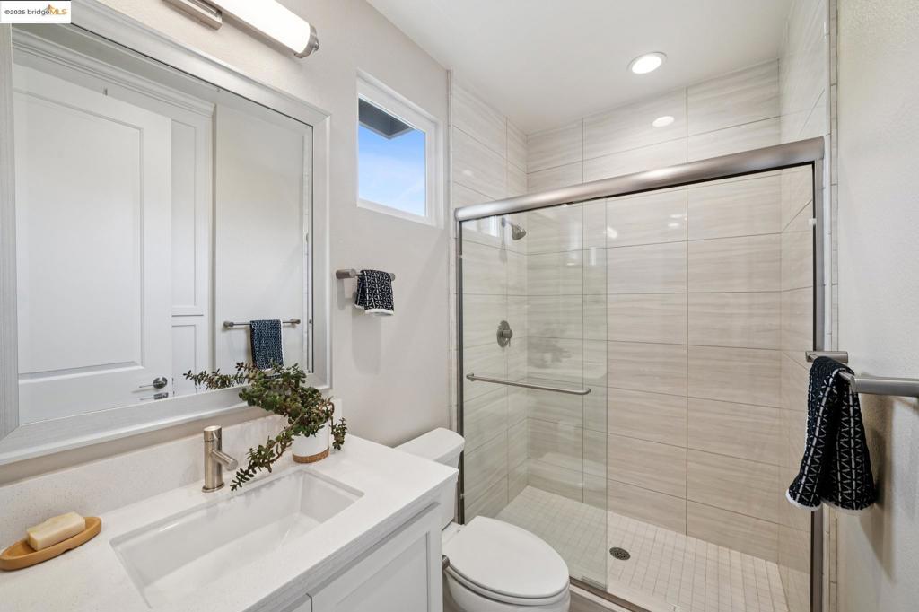 POINT RICHMOND - Residential