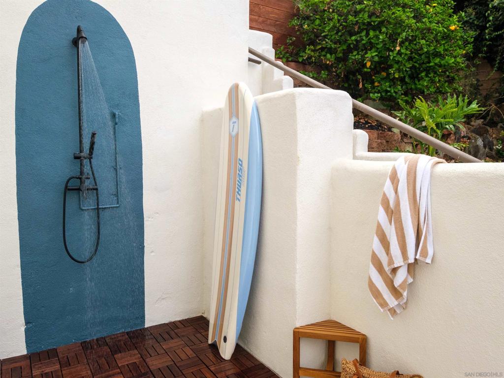 Cardiff By The Sea - Residential