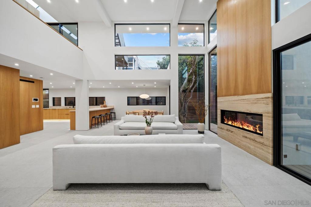 La Jolla - Residential Income