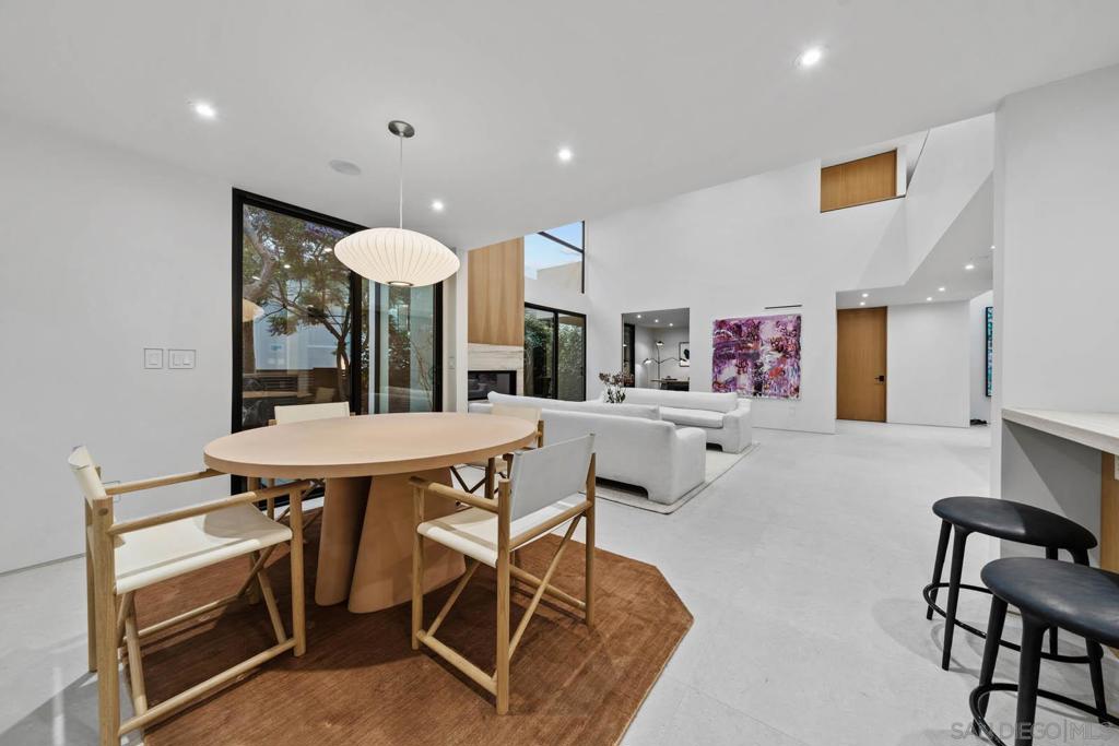 La Jolla - Residential Income