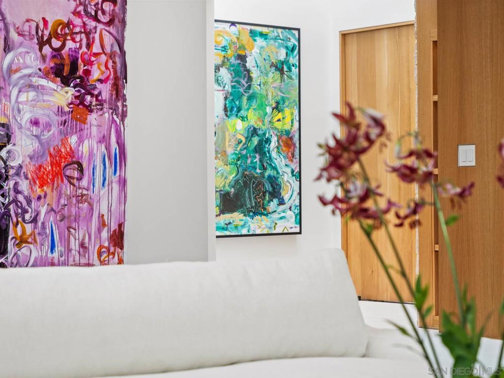 La Jolla - Residential Income