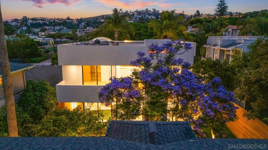 La Jolla - Residential Income