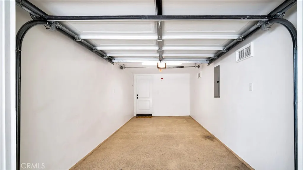 Corona del Mar, California 92625, United States, 3 Bedrooms Bedrooms, ,3 BathroomsBathrooms,Residential,Active,134116