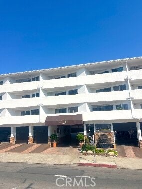 Photo of 100 Cliff Drive #1, Laguna Beach, CA 92651 (MLS # SR26219844)