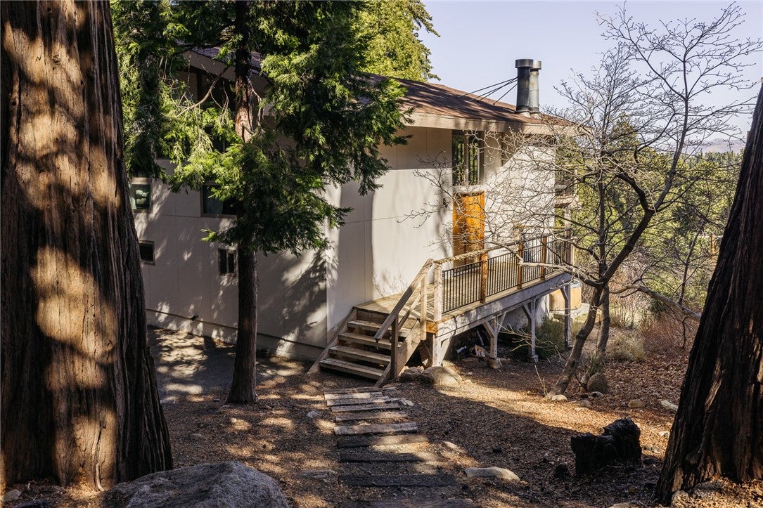 859 Strawberry Peak Road