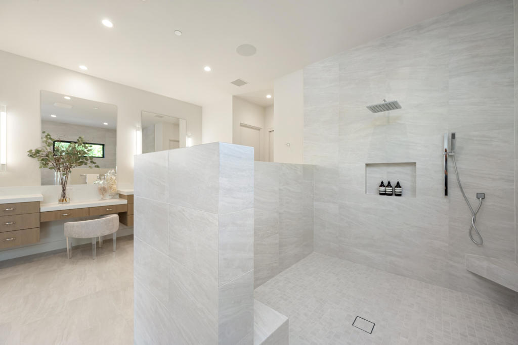 The Hideaway - Residential