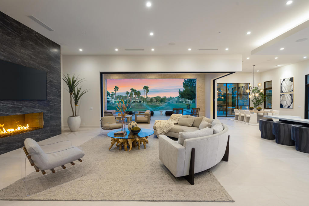 The Hideaway - Residential