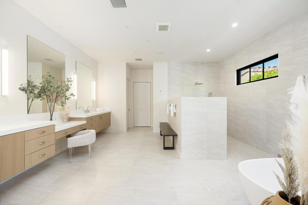 The Hideaway - Residential