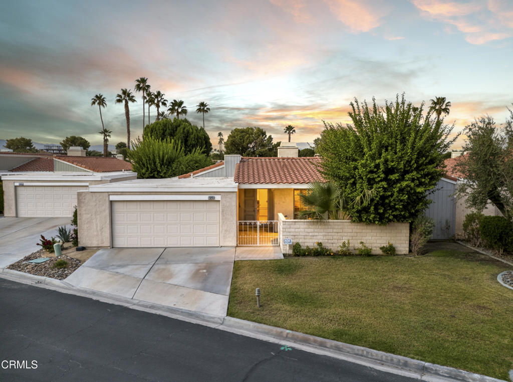 Wilshire Palms - Residential