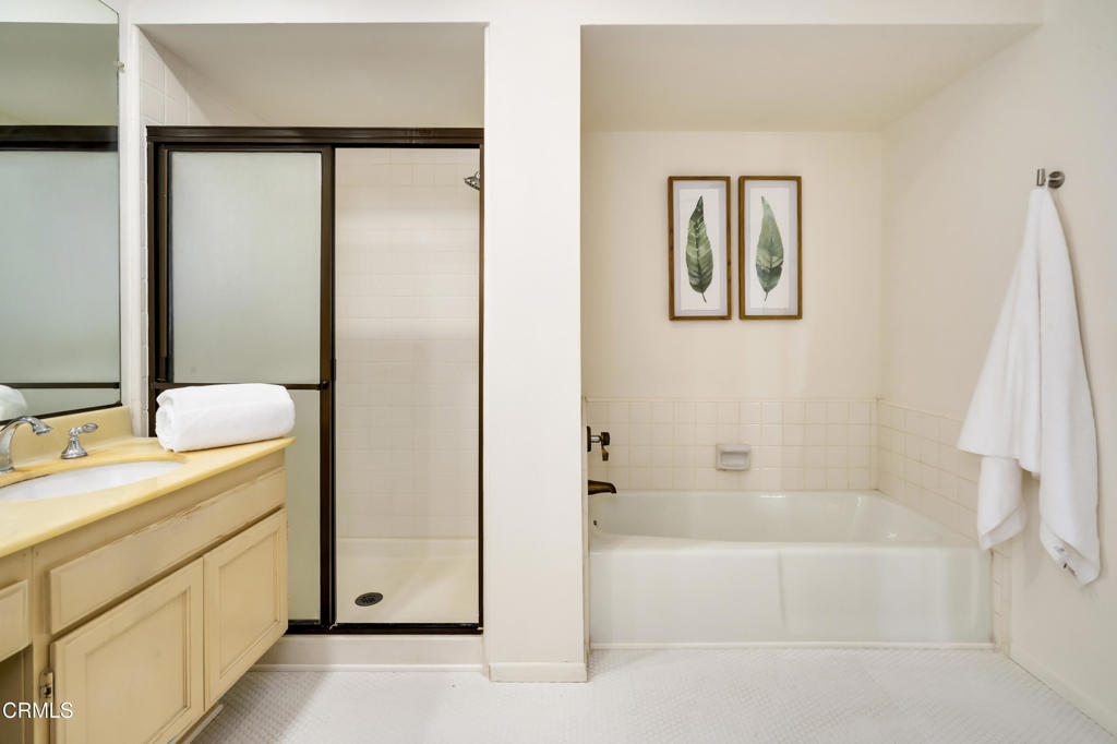 Wilshire Palms - Residential