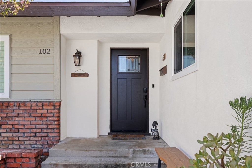 102 N San Jose Drive