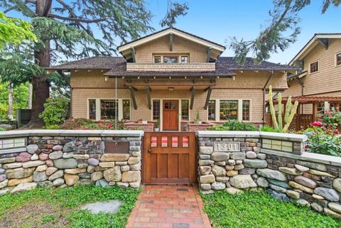 Photo of 1301 Bryant Street, Palo Alto, CA 94301 (MLS # ML82035413)