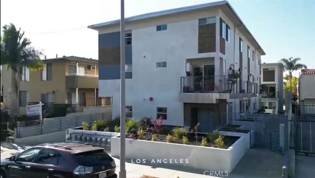 1245 N New Hampshire Avenue 4, Los Angeles CA 90029