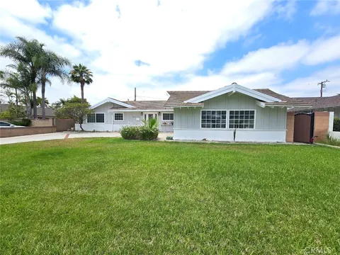 1925 S Kathy Ln, Anaheim, CA 92802 - MLS#: WS25277459