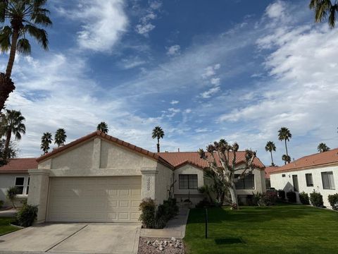 40909 Biscayne Drive Palm Desert CA 92211