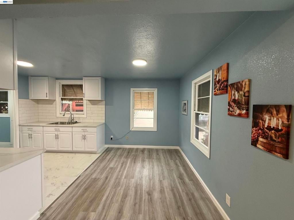 Photo of 5500 Fruitridge Rd Rd, Sacramento, CA 95820 (MLS # 41127631)