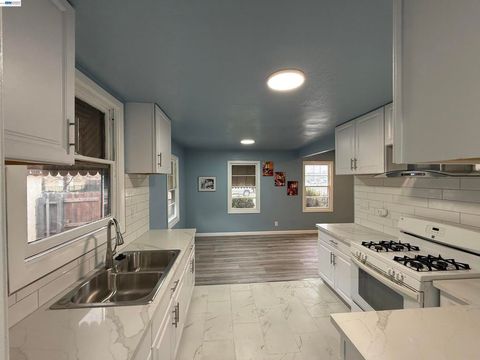 Photo of 5500 Fruitridge Rd Rd, Sacramento, CA 95820 (MLS # 41127631)