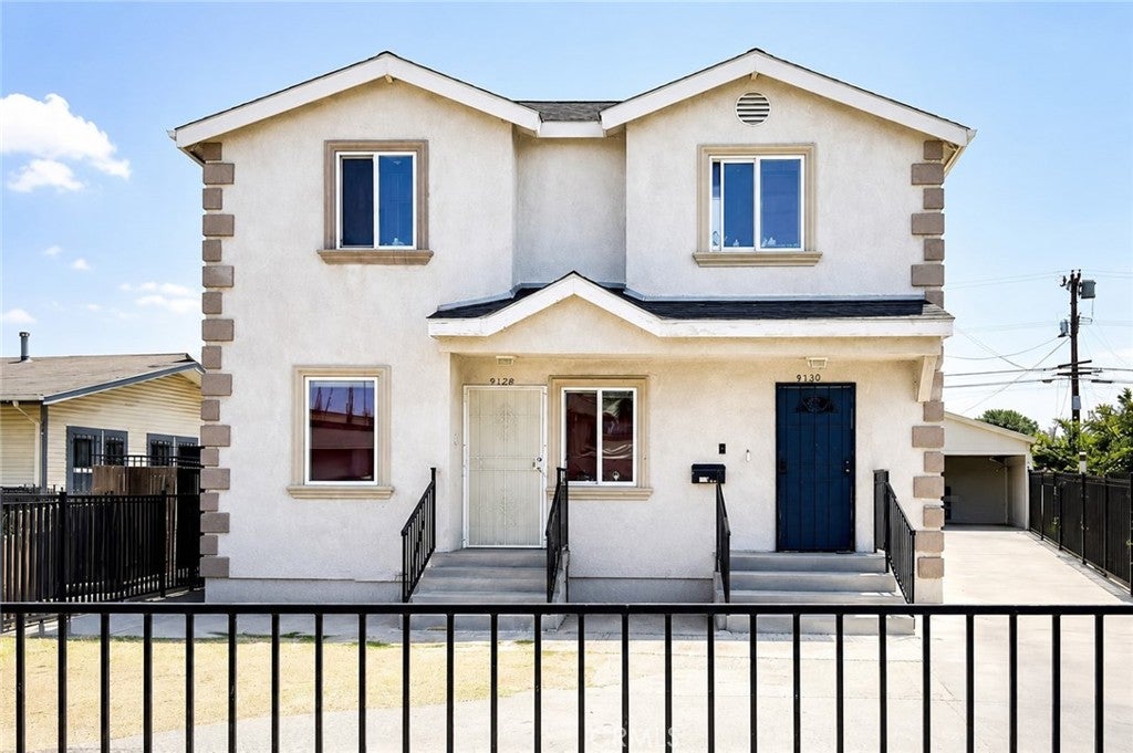 9128 Menlo Ave