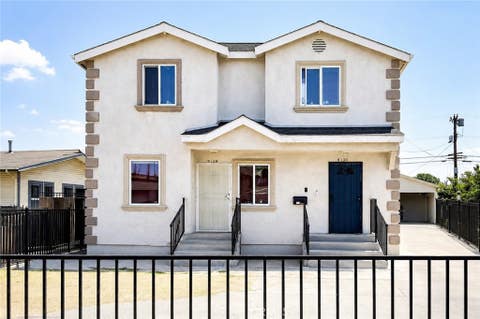 Photo of 9128 Menlo Ave, Los Angeles, CA 90044 (MLS # PF26132847)
